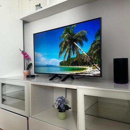 Apartament Blisko Centrum Apartment Warsawa Bagian luar foto