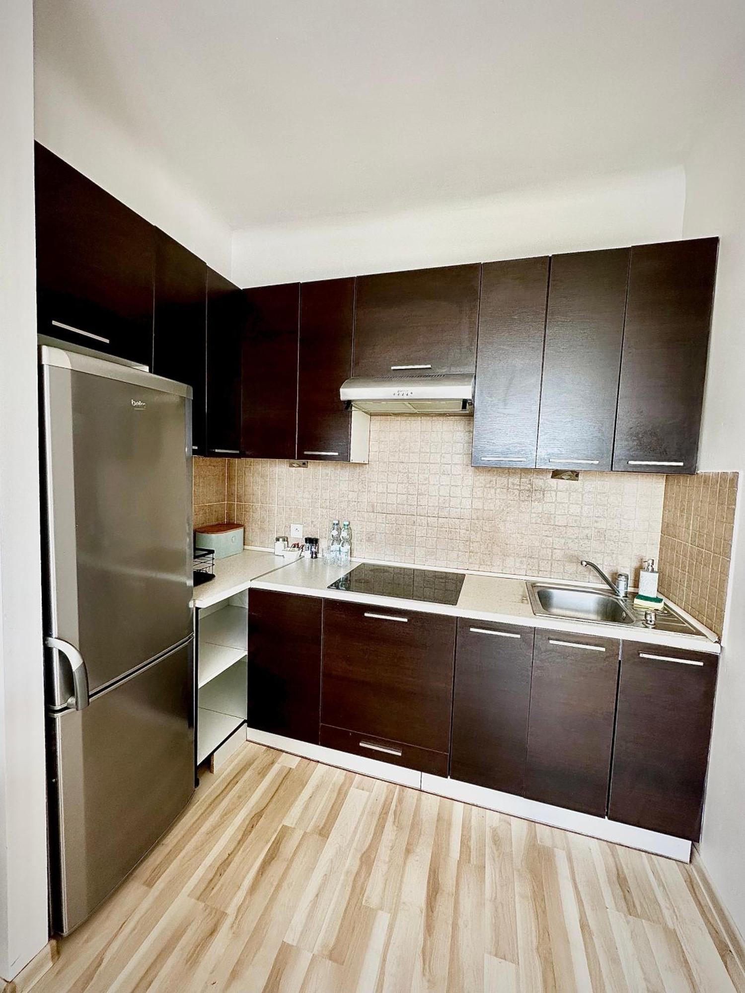 Apartament Blisko Centrum Apartment Warsawa Bagian luar foto